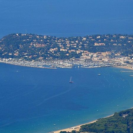 Centre Ville ,5Min De La Plage 6 Personnes 滨海卡瓦莱尔 外观 照片